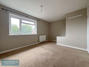 Bedroom- click for photo gallery